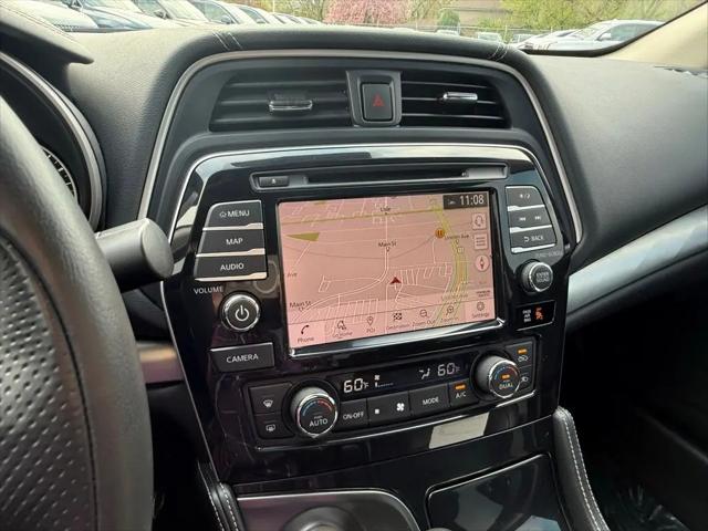 2022 Nissan Maxima SL