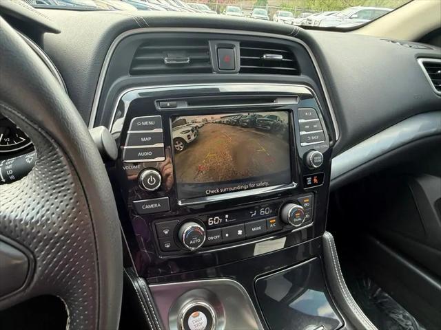 2022 Nissan Maxima SL