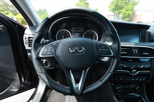 2019 INFINITI QX30 ESSENTIAL