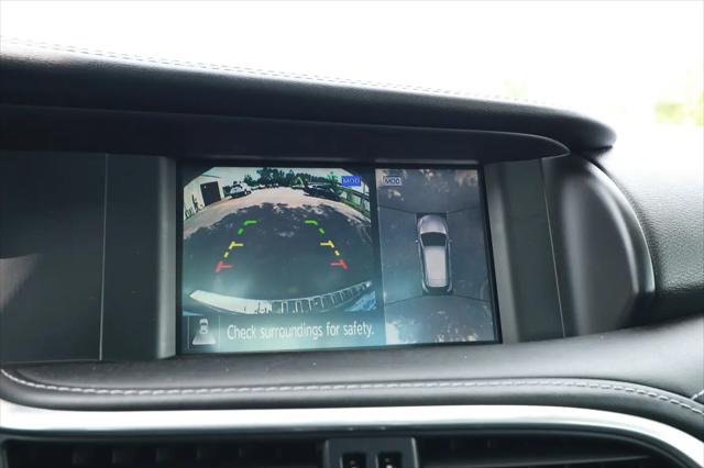 2019 INFINITI QX30 ESSENTIAL