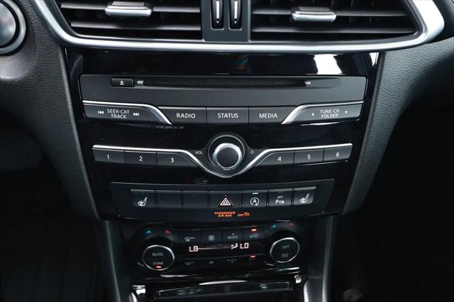 2019 INFINITI QX30 ESSENTIAL