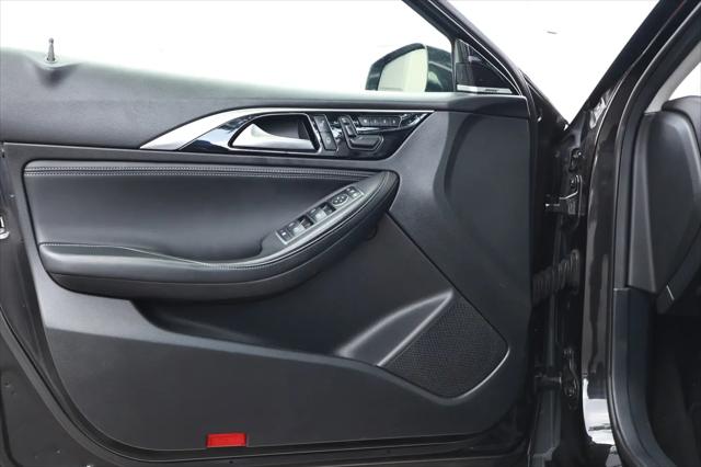 2019 INFINITI QX30 ESSENTIAL