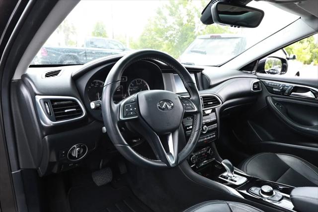 2019 INFINITI QX30 ESSENTIAL