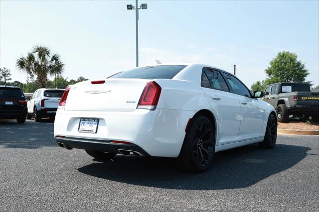 2019 Chrysler 300 Touring