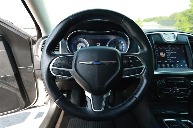 2019 Chrysler 300 Touring