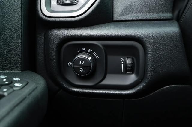 2026 Ram 2500 Black Express Crew Cab 4x4 64 Box