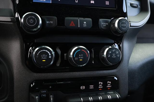 2026 Ram 2500 Black Express Crew Cab 4x4 64 Box