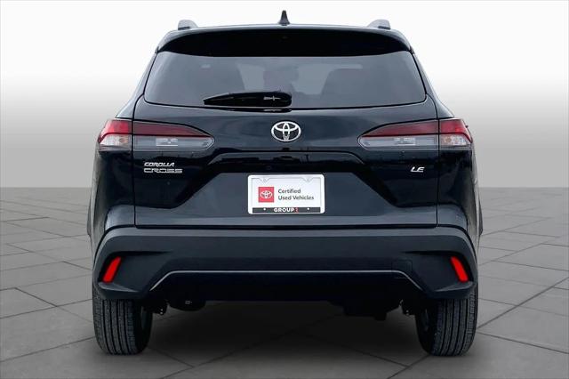 2026 Toyota Corolla Cross LE