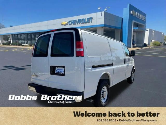 2026 Chevrolet Express Cargo Van 2500 Regular Wheelbase, WT, RWD