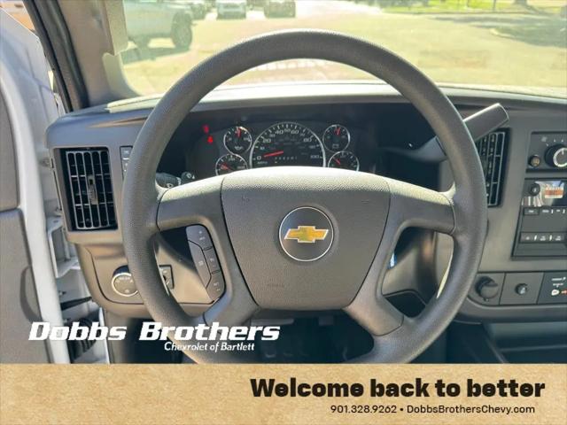 2026 Chevrolet Express Cargo Van 2500 Regular Wheelbase, WT, RWD