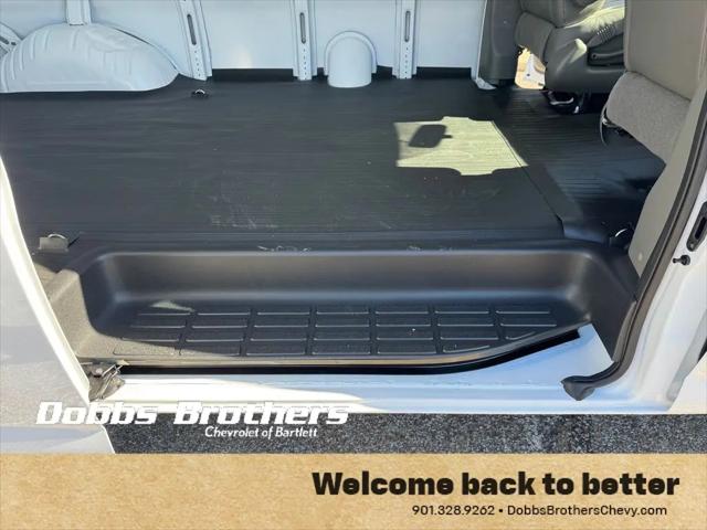 2026 Chevrolet Express Cargo Van 2500 Regular Wheelbase, WT, RWD