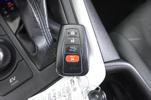 2021 Toyota RAV4 Hybrid XLE