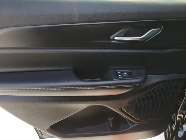 2025 Jeep Grand Cherokee L Altitude X 4x2