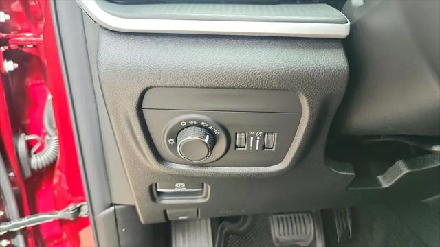 2026 Jeep Grand Cherokee L Altitude 4x2