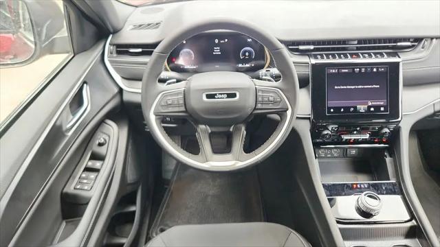 2026 Jeep Grand Cherokee L Altitude 4x2