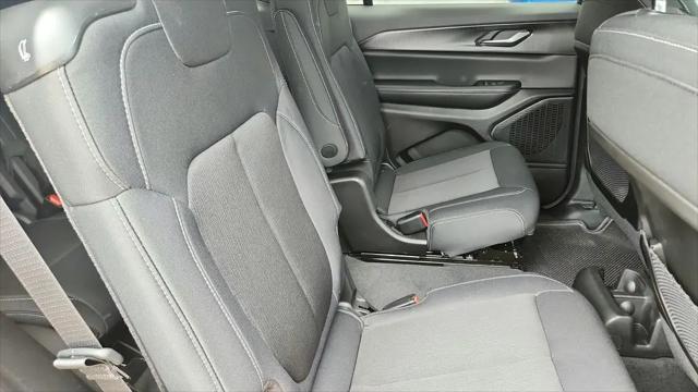 2026 Jeep Grand Cherokee L Altitude 4x2