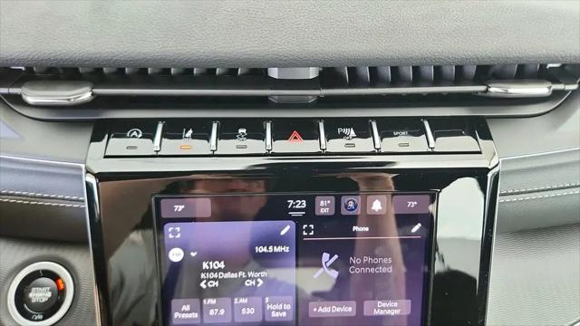 2026 Jeep Grand Cherokee Laredo 4x2