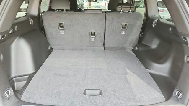 2026 Jeep Grand Cherokee Laredo 4x2