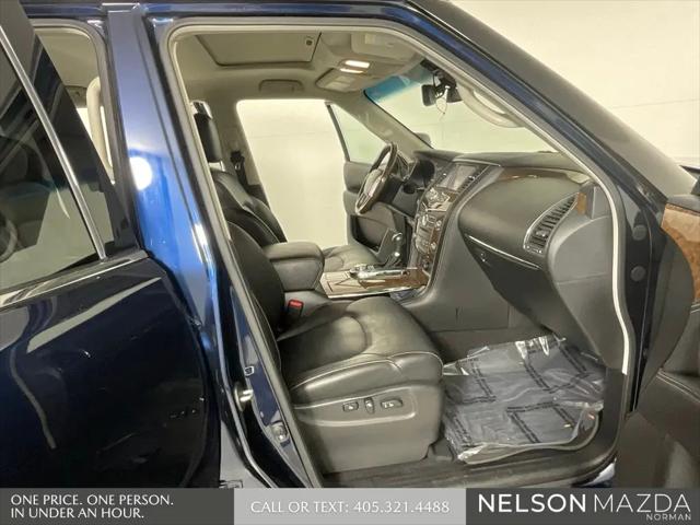 2015 INFINITI QX80 Standard