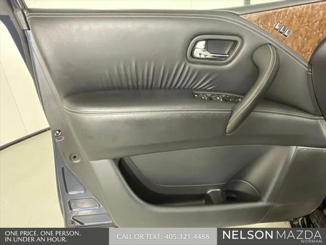 2015 INFINITI QX80 Standard