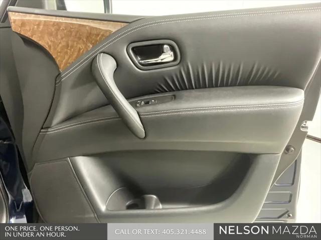 2015 INFINITI QX80 Standard