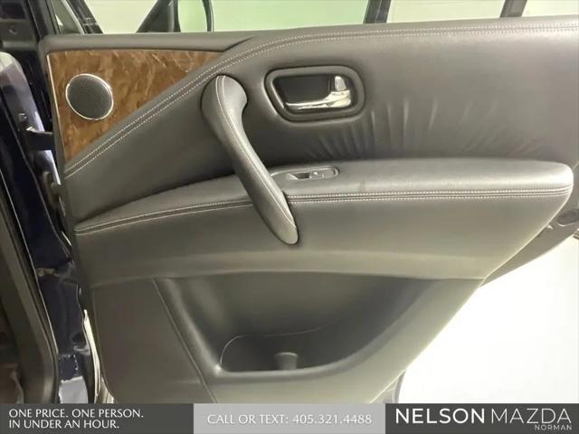 2015 INFINITI QX80 Standard