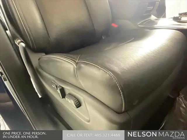 2015 INFINITI QX80 Standard