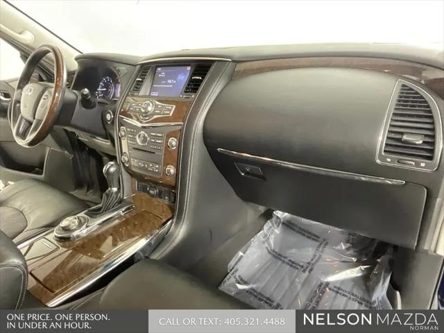 2015 INFINITI QX80 Standard