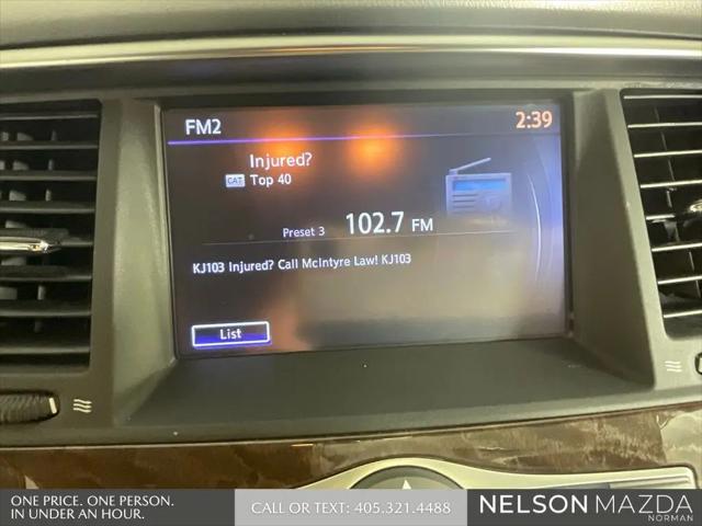 2015 INFINITI QX80 Standard