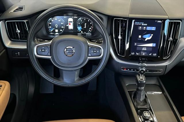 2020 Volvo XC60 T5 Momentum
