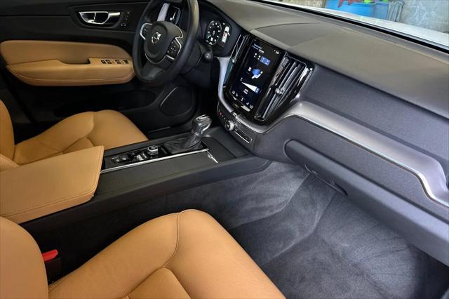2020 Volvo XC60 T5 Momentum