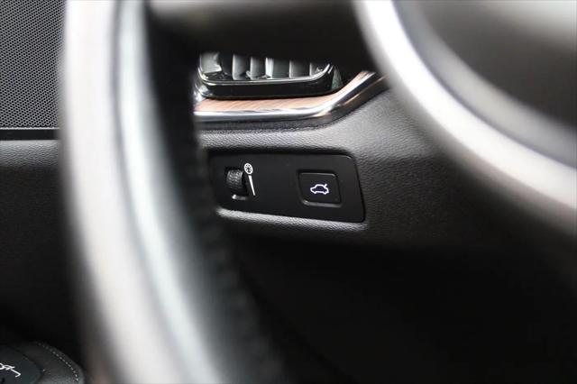 2022 Volvo S60 B5 Momentum