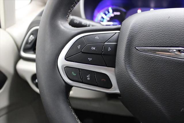 2022 Chrysler Pacifica Hybrid Touring L