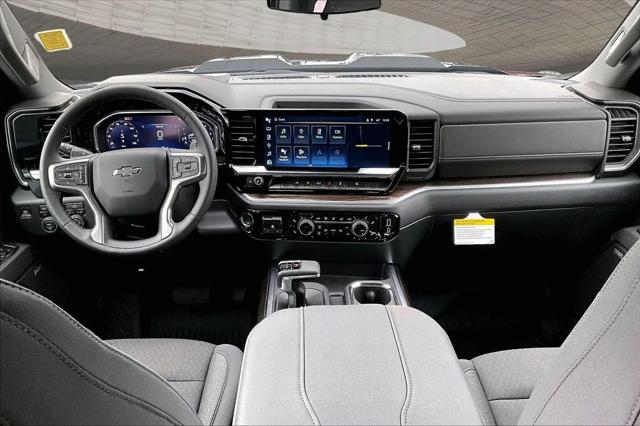 2026 Chevrolet Silverado 1500 4WD Crew Cab Short Bed LT Trail Boss