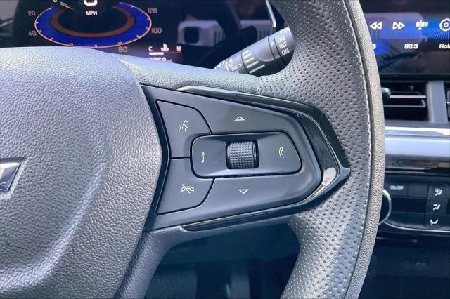 2025 Chevrolet Trax FWD LT