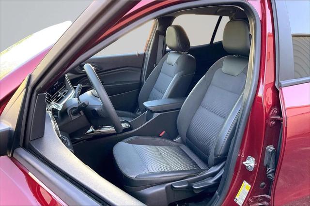 2025 Chevrolet Trax FWD LT