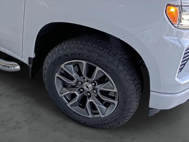 2026 Chevrolet Silverado 1500 4WD Crew Cab Short Bed RST