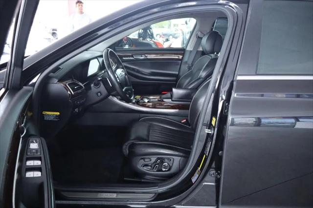 2018 Genesis G90 3.3T Premium