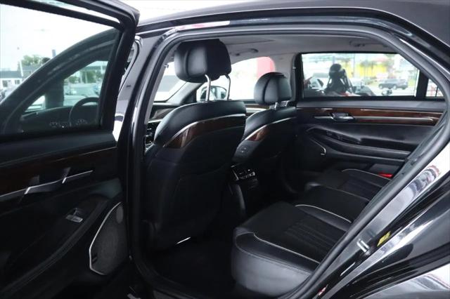 2018 Genesis G90 3.3T Premium