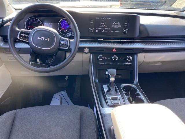 2023 Kia Carnival MPV LX