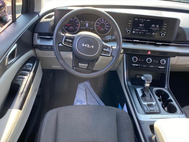 2023 Kia Carnival MPV LX