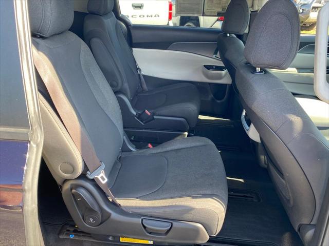 2023 Kia Carnival MPV LX