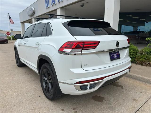 2022 Volkswagen Atlas Cross Sport 2.0T SEL R-Line