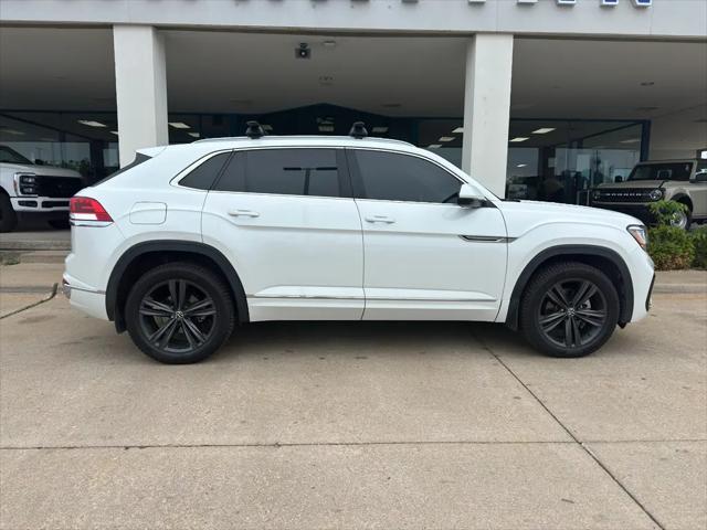 2022 Volkswagen Atlas Cross Sport 2.0T SEL R-Line