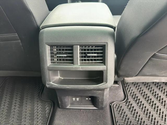 2022 Volkswagen Atlas Cross Sport 2.0T SEL R-Line