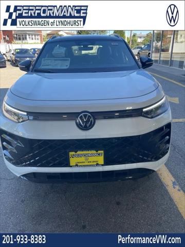 2026 Volkswagen Tiguan SE R-Line Black for sale in Lyndhurst, NJ