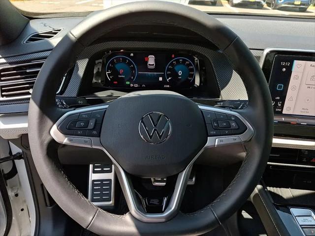 2025 Volkswagen Atlas Cross Sport 2.0T SEL Premium R-Line
