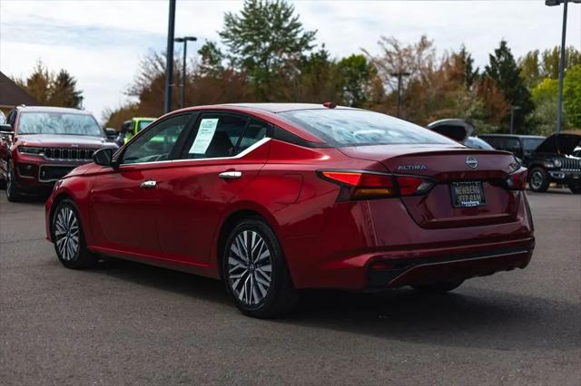 2024 Nissan Altima SV FWD