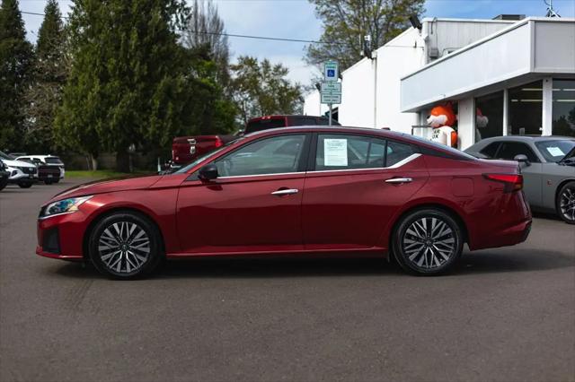 2024 Nissan Altima SV FWD