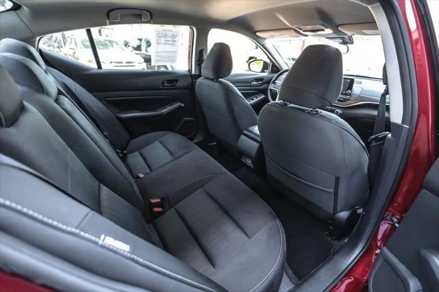 2024 Nissan Altima SV FWD